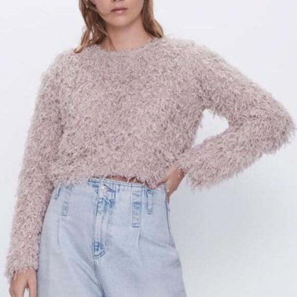 Feather Effect Crop Sweater – Soft Powder Pink, Size XS - Picture 2 of 3